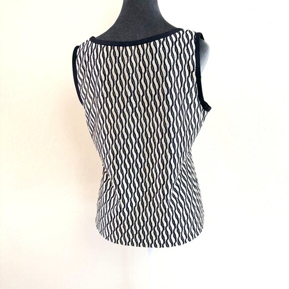 Anne Klein - Wavy Pattern Shell Sweater with Ribbon Trim - Cream/Navy - Size M - Picture 2 of 8